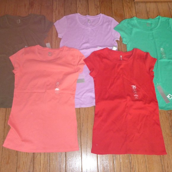 5 Woman's 100% Cotton Tee Shirts - Picture 1 of 6